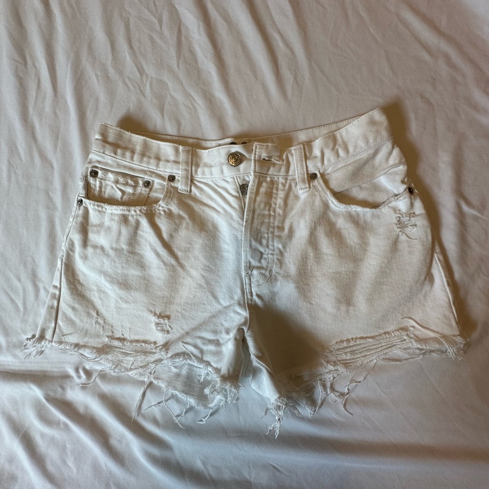 We the Free - Free People White Distressed Denim Shorts size 28